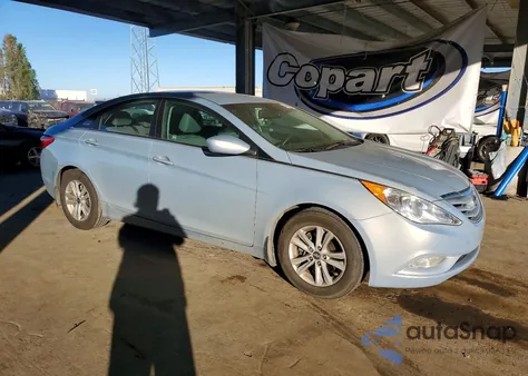 2013 Hyundai Sonata Gls z USA, uszkodzony, nr VIN 5NPEB4AC8DH647853